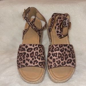Forever Leopard Sandals  - Size: 6